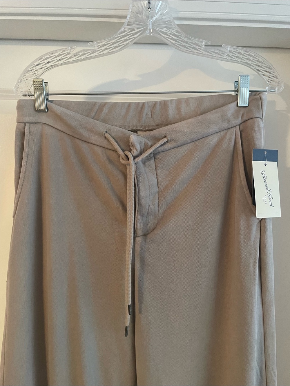 Universal Thread High -Rise Wide-Leg Drawstring Joggers — Taupe - Picture 2 of 3